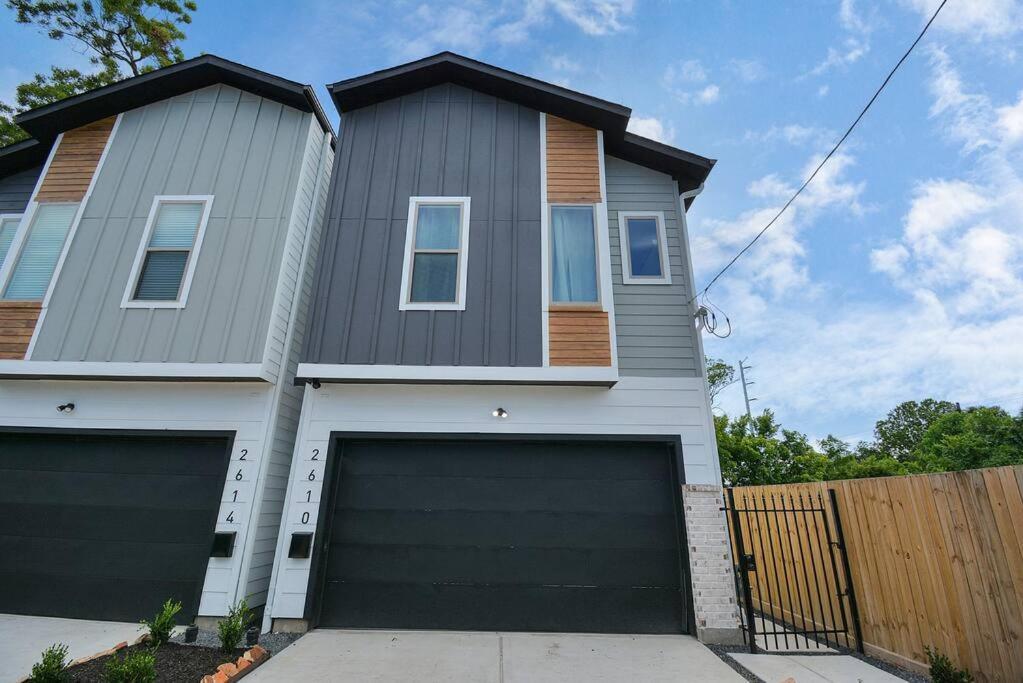 יוסטון Blissful Getaway Home With Hot Tub & Backyard Near Downtown מראה חיצוני תמונה